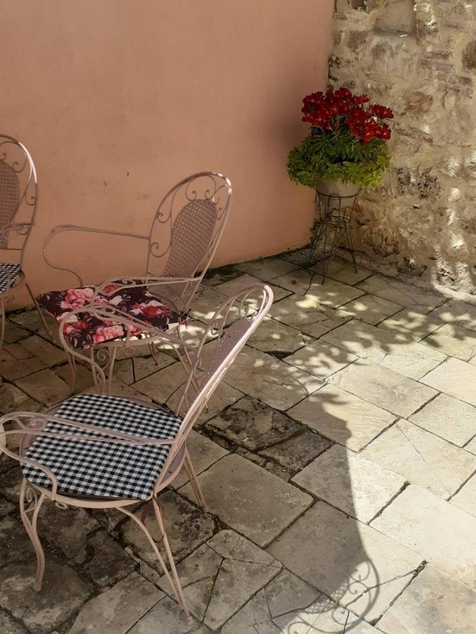 Christi Iuxury Apartment Превеза Екстериор снимка